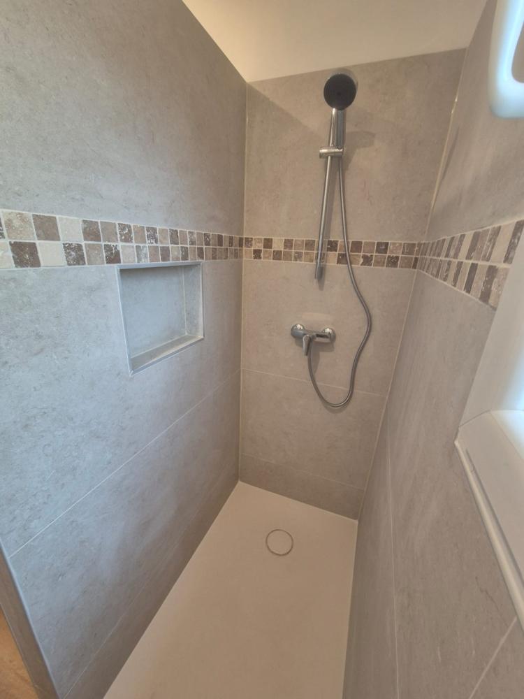 13-Création douche avec niche